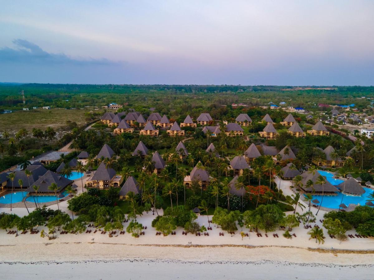 Neptune Pwani Resort&spa - Курортный комплекс