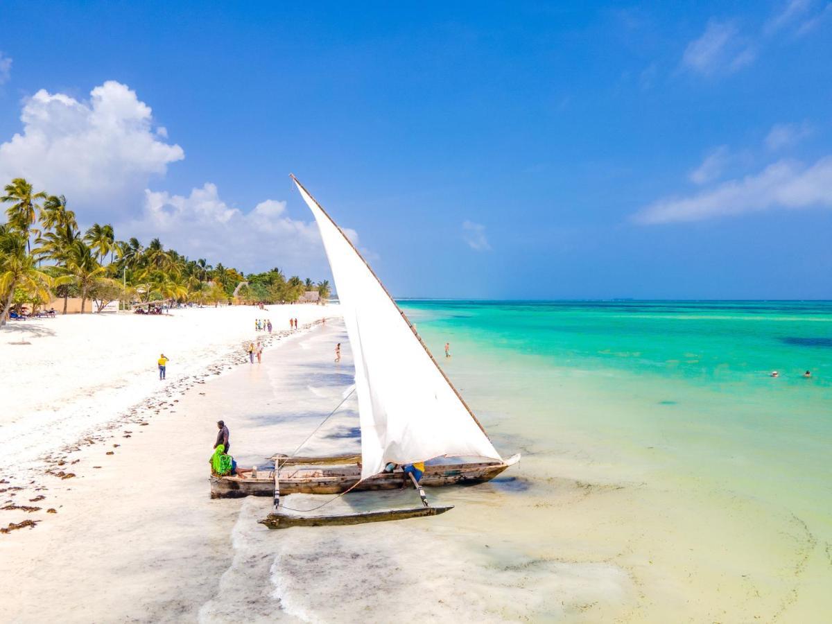 Neptune Pwani Resort&spa -