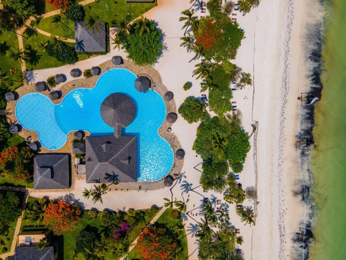 Neptune Pwani Resort&spa - Курортный комплекс Кивенгва